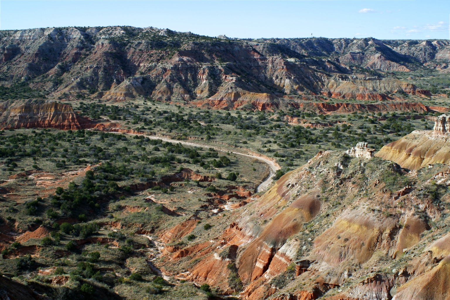 http://upload.wikimedia.org/wikipedia/commons/c/c5/Palo_Duro_2002.jpg