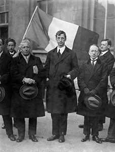 http://www.nationalarchives.gov.uk/cabinetpapers/images/cabinetpapers/he2c01-rv1322-16-main.jpg